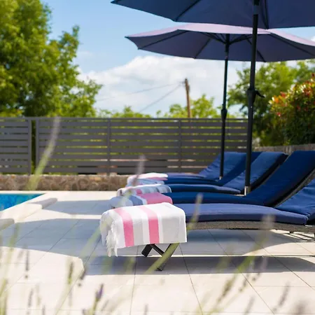 Magdalena Mit Privatem Pool By Interhome